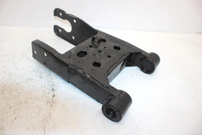 2002 Polaris Magnum 325 Oem Swingarm 1541577 AP151