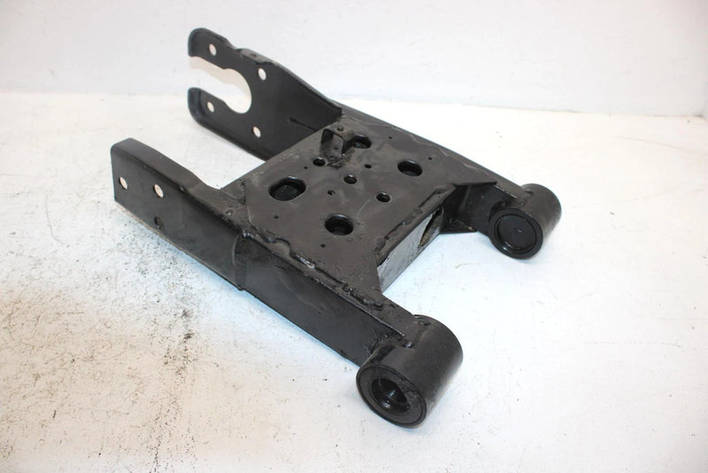 2002 Polaris Magnum 325 Oem Swingarm 1541577 AP151
