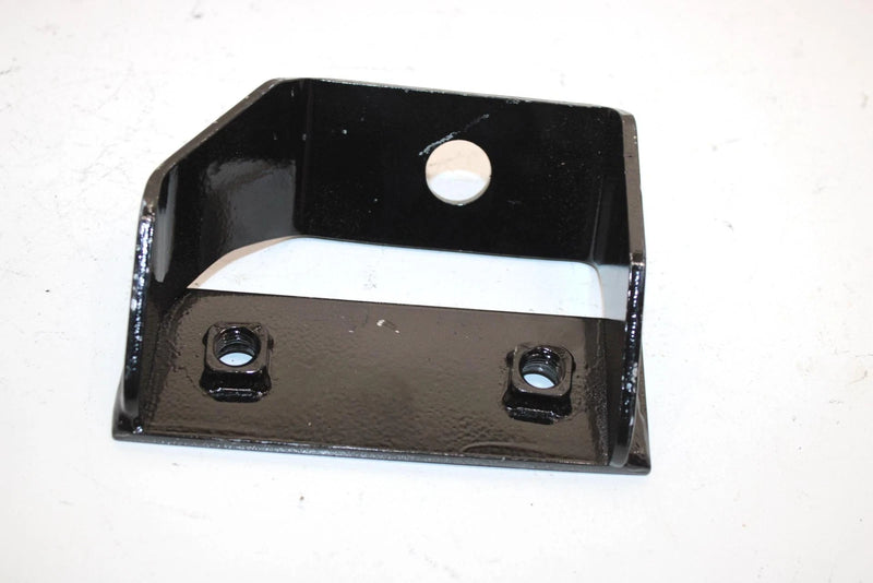 92 Yamaha Ovation Le Oem Rear Lower Bracket 85L-21427-00-00 SYS