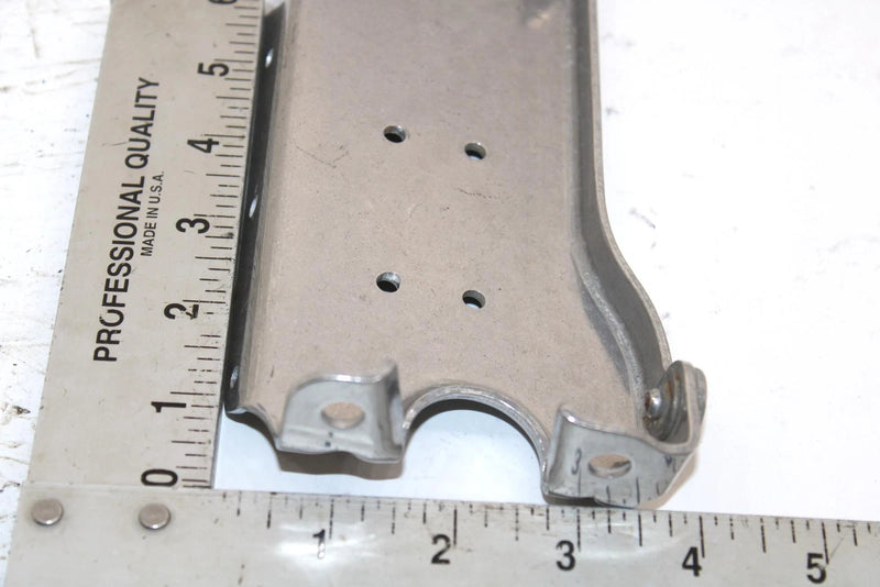 1988 Yamaha Xlv Oem Lower Steering Gate Bracket Set 8K4-23883-00-00 SY128