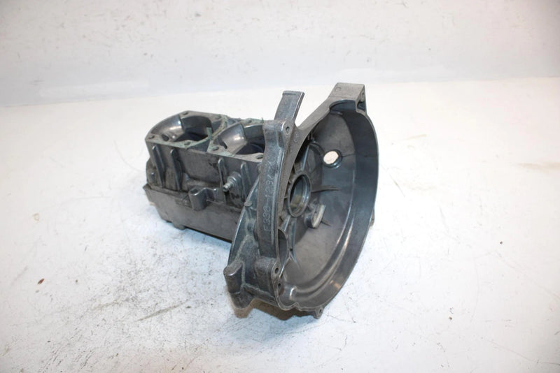 83 Yamaha Excel Iii Ec340g Oem Crankcase 8J4-15100-00-00 SY7