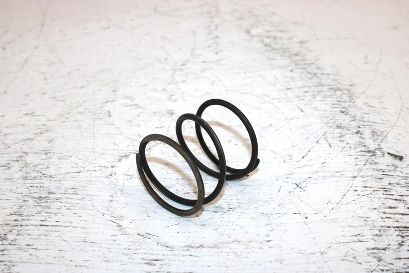 1996 Ski-doo Touring Sle 500 Oem Release Spring 504099200 SS12