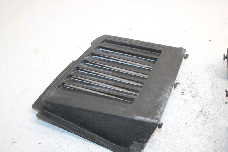 84 Yamaha Phazer Se Oem Side Louver Set 8X9-77131-00-00 8X9-77132-00-00 SY9