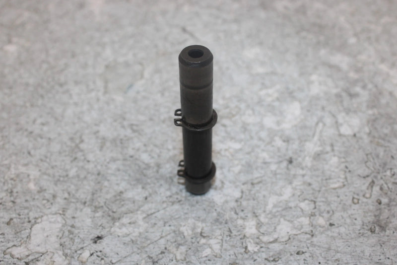 1994 Yamaha  Timberwolf 4wd Oem Idler Gear Shaft 2HT-15521-00-00 AY25