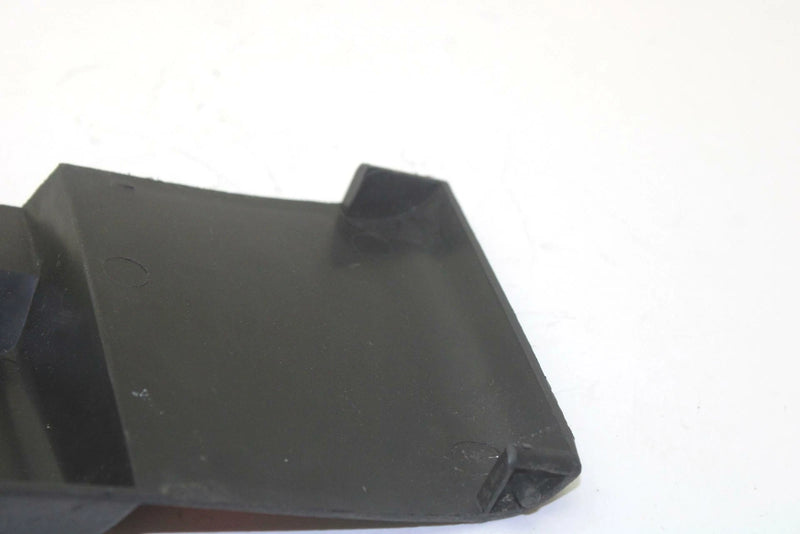 87 Yamaha Exciter EX570L OEM Gas Tank Cap Cover 82M-77711-00-00 SY51