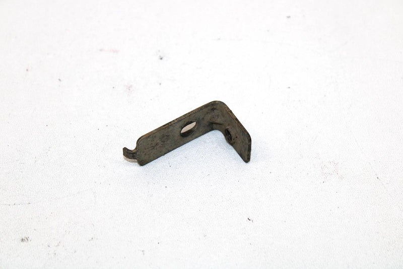 2005 Polaris Trail Boss 330 Oem Rear Fender Mount 5245898-067 AP131