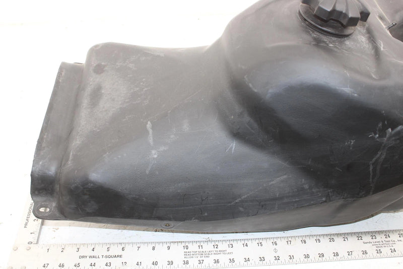 2005 Yamaha Rs Vector Er Oem Gas Tank Fuel Reservoir 8FJ-24111-00-00 SY59