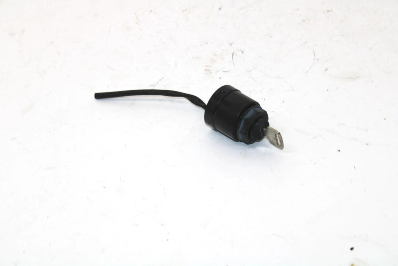 1988 Yamaha Srv Oem Ignition Main Key Switch 8K4-82508-20-00 SY62