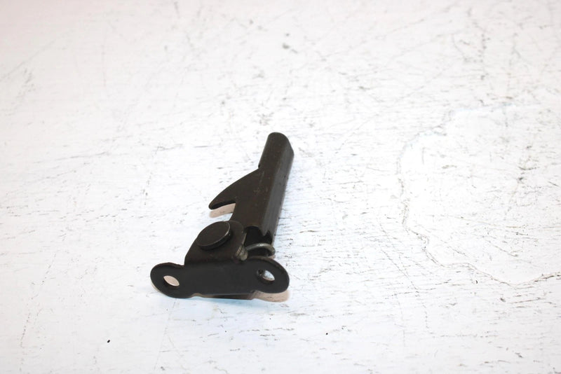 1986 Yamaha  Moto 4 Oem Rear Seat Latch 29U-24776-00-00 AY7