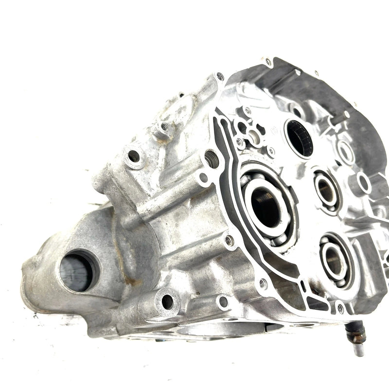 1994 Yamaha Timberwolf 250 YFB250 OEM Crankcase 4BD-15100-00-00 AY56