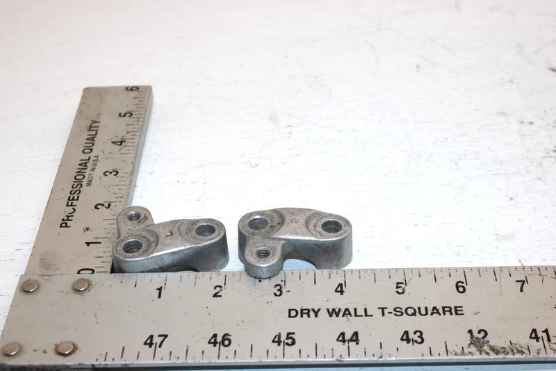 1986 Honda Atc 200 Sa Oem Upper Handlebar Clamp Set 53121-958-000 AH59
