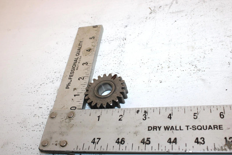 1996 Yamaha  Warrior 350 Oem 2nd Pinion Gear 1UY-17121-00-00 AY6