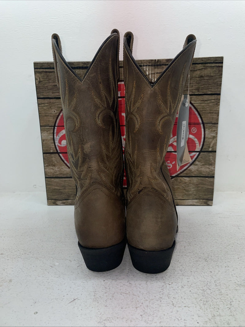 New Men’s Brown Laredo Cowboy Boots. 68242 9 E W. 4-83