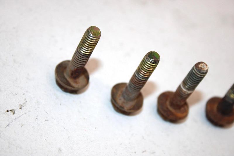 06 Can-am Outlander 400 Oem Radiator Bolt Set Of 4 207562544 AB0