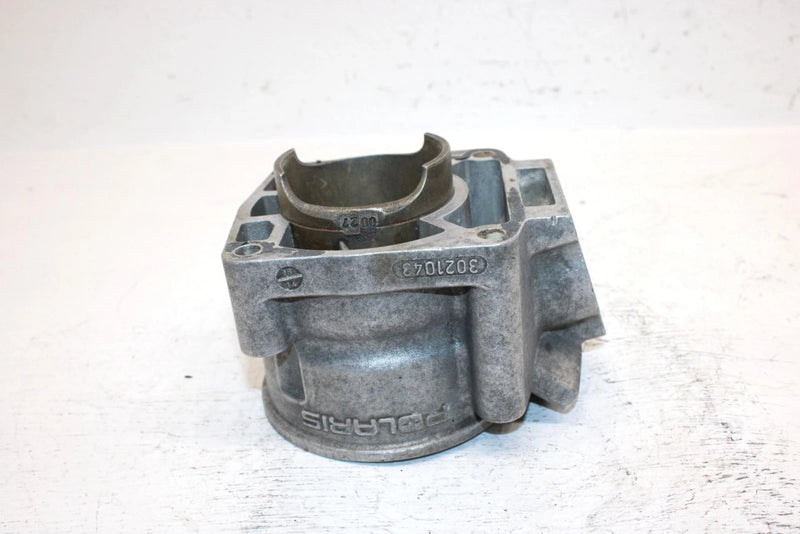 1999 Polaris 500 Xc Oem 70.5mm Bore Cylinder 3021043 SP28