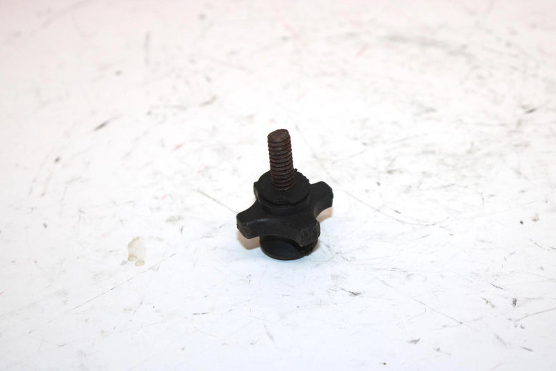 1994 Polaris 440 L/c Oem Hood Latch Retainer 5431502 SP73
