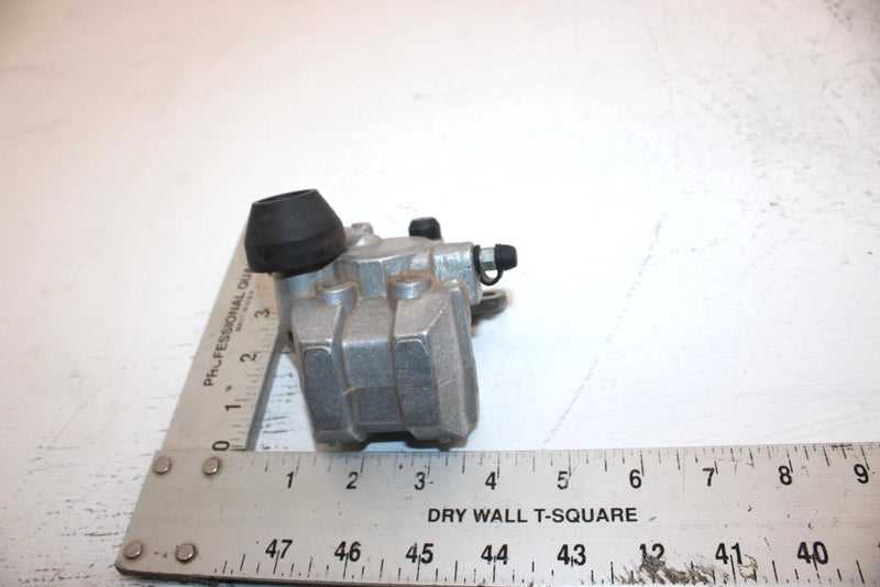 2007 Yamaha  Grizzly 350 2wd Oem Front Left Brake Caliper 3GD-2580T-00-00 AY28