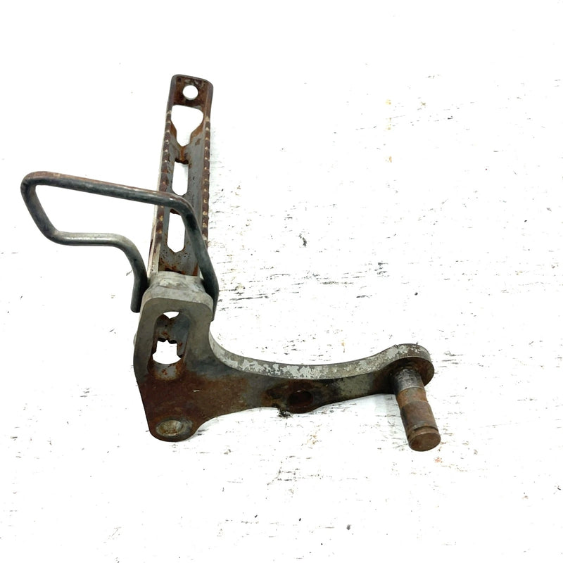 2000 Yamaha Warrior 350 YFM350X OEM Right Foot Peg 3GD-27421-11-00 AY67
