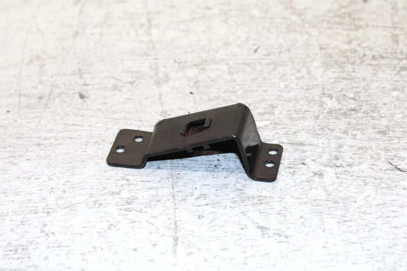 1998 Arctic Cat Zrt 600 Oem Resonator Mount Bracket 0707-184 Q5796