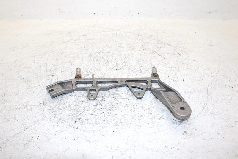 2013 Polaris 600 Rush Pro R Oem Exhaust Muffler Mount 1017804 SP29