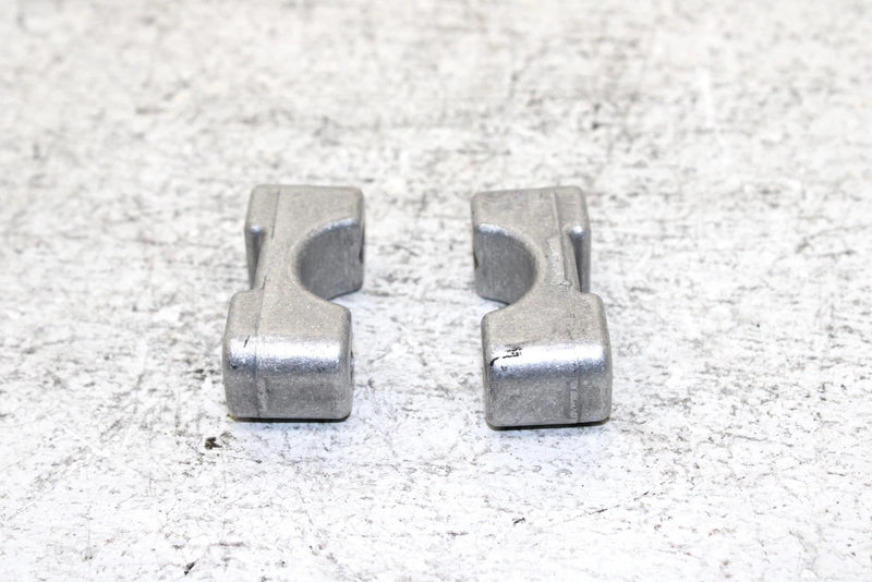 2013 Polaris 600 Rush Pro R Oem Handlebar Clamp Pair 5631311 SP29