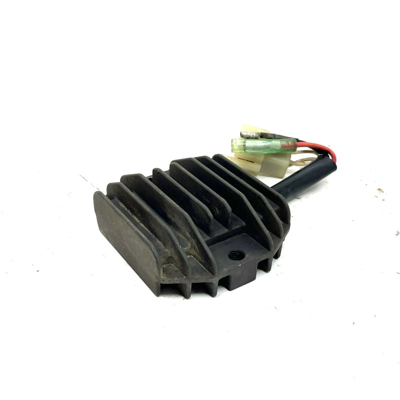 2002 Yamaha Big Bear 400 YFM400 OEM Voltage Regulator 4KB-81960-02-00 AY52