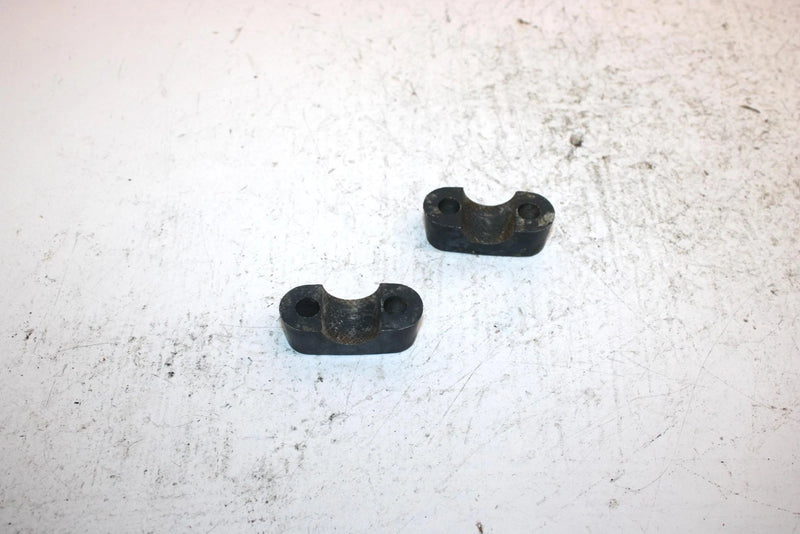 1992 Yamaha Waverunner Oem Lower Handlebar Clamp Pair EU0-23814-30-00 JY10