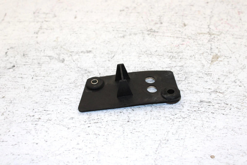 1990 Yamaha Phazer Ii LE Oem Fuel/Oil Level Light Bracket 80L-77721-00-00 SY14