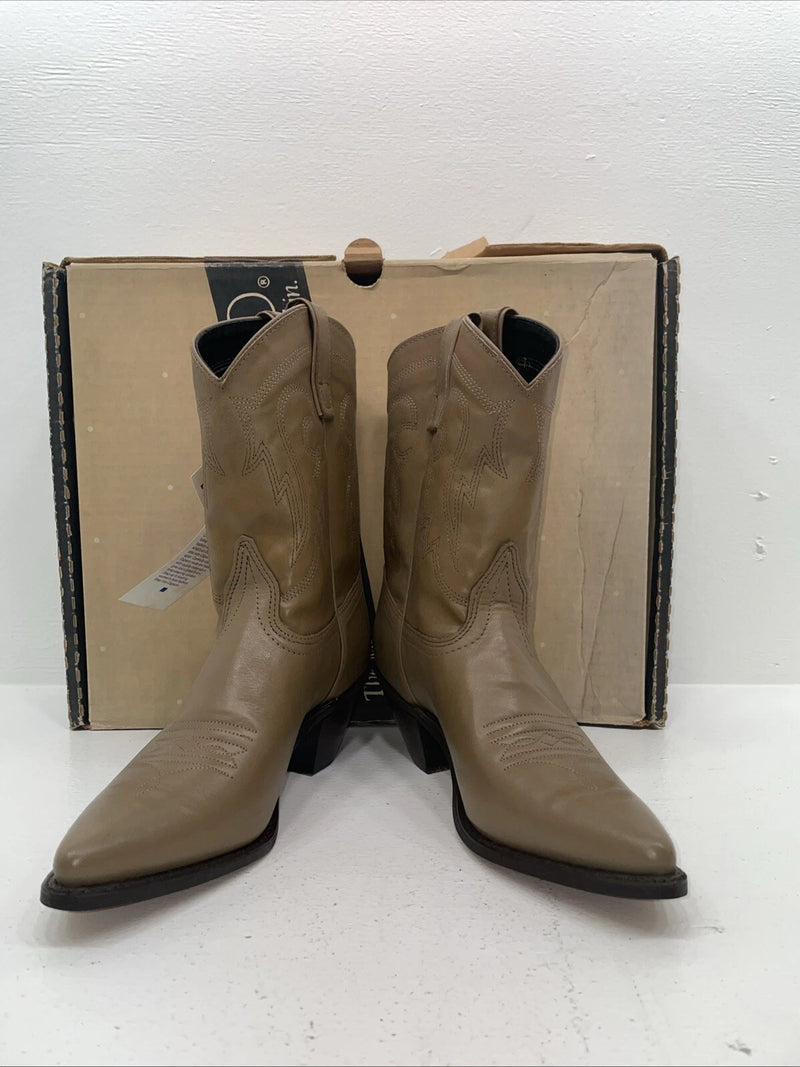 New Women’s Brown Capezio Cowboy Boots. L 295 8 M. 16-17