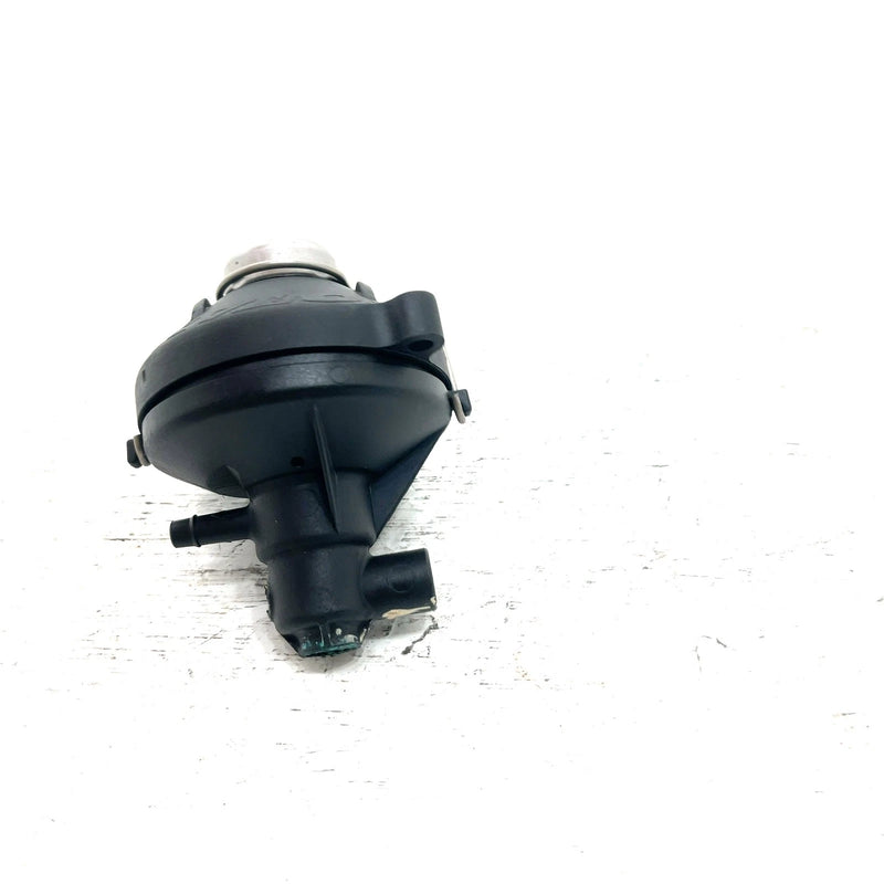 01-03 Sea-Doo GTX DI OEM Water Pressure Regulator 274000897 JS5