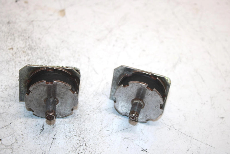 02 Ski-doo Grand Touring 500 Oem Engine Mount And Bracket Set 570128700 SS24