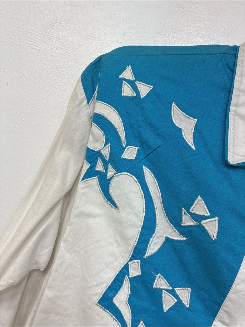 New Women’s Mine & Bills White Blue Long Sleeve Button Up Medium YY-102