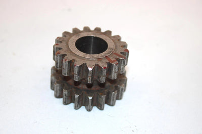 02 Yamaha  Big Bear 400 4x4 Oem 2nd Pinion Gear (17T/18T) 4KB-17121-00-00 AYS