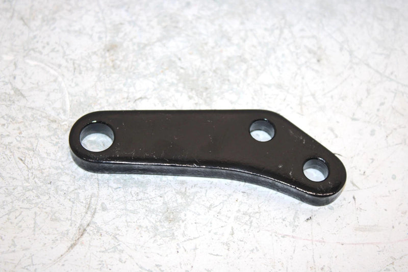 86 Suzuki Lt230s Oem Steering Knuckle Arm 51232-22A00 Q3073
