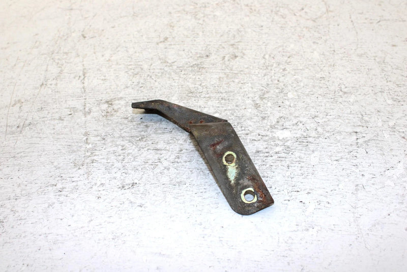 1991 Yamaha Exciter Ii 570 Liquid Oem Right Hood Bracket 82M-2196G-00-00 SY24