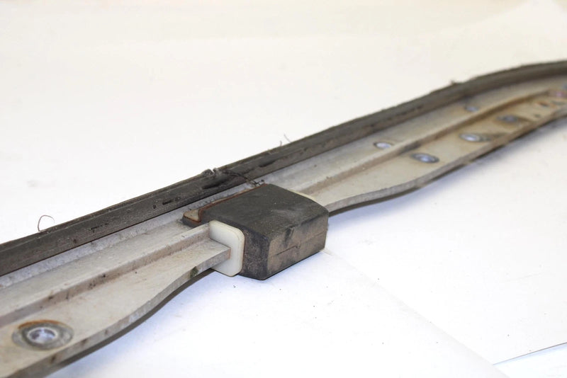1998 Yamaha Vmax 600 Xt Oem Left Skid Frame Suspension Rail 8CR-W4741-00-00 SY87