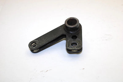 2002 Yamaha Sx Viper Oem Front Torque Arm Mount 8CR-47415-00-00 Q2662