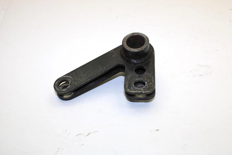 2002 Yamaha Sx Viper Oem Front Torque Arm Mount 8CR-47415-00-00 Q2662