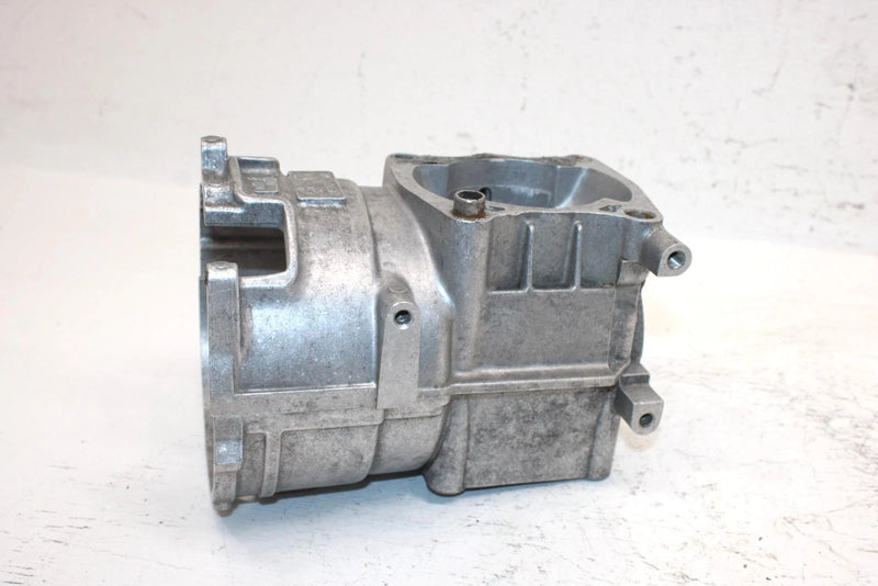 1989 Yamaha Inviter Oem Crankcase 81E-15100-00-00 SY17
