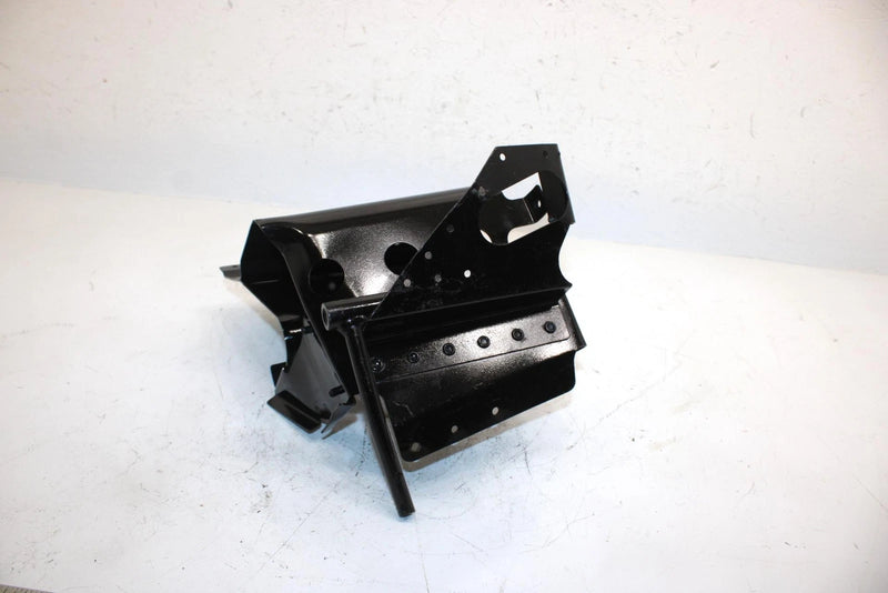 95 Polaris 500 Carb Oem RH Footrest BLK 1012545 1011935 SP208