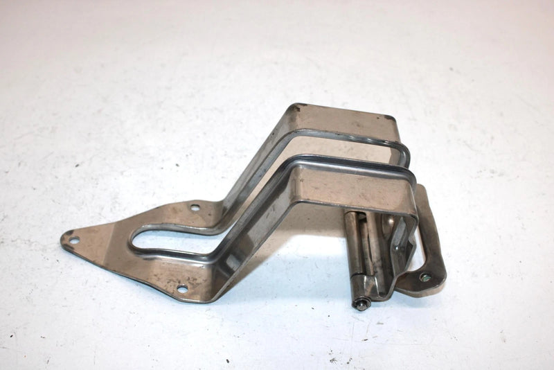 1990 Kawasaki 650 Ts Oem Hood Hatch Cover Hinge 11046-3838 JK10