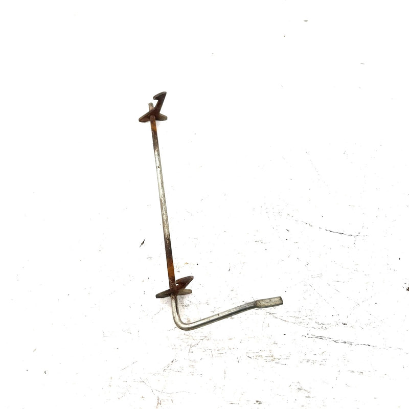 1983 Honda ATC200 OEM Seat Latch 77105-958-680 AH82