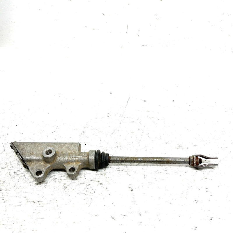 00-01 Arctic Cat 500 4x4 Automatic OEM Rear Brake Master Cylinder 0437-059 AA32