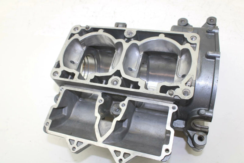 96 Yamaha Wave Runner III OEM Crankcase 6M6-15100-00-94 JY0 