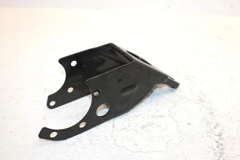 2003 Bombardier Quest 500 Oem Hitch Mount 705500244 AB13 