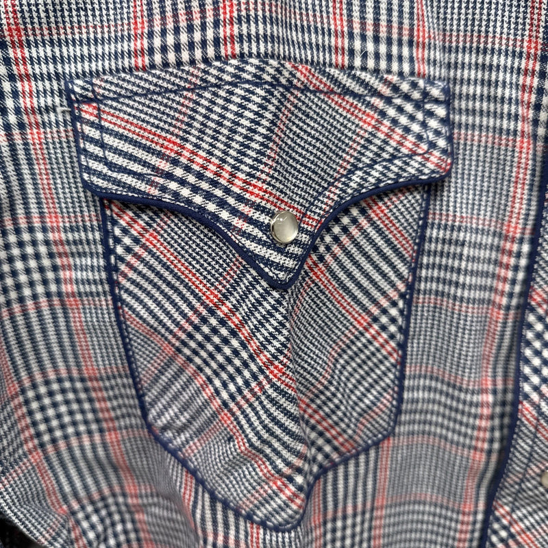 New Men’s Champion Western Multiple long sleeve pearl snap 15 X 34 Medium B-58