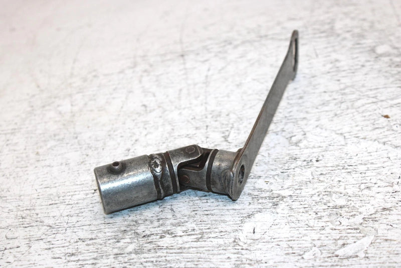 1995 Yamaha Vmax 600 Oem Right Stabalizer Arm Joint  8CL-2385M-00-00 SY11