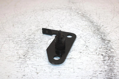 97 Yamaha Venture Oem Front Lower Right Mount W/Dampner 87F-21418-00-00 SY15