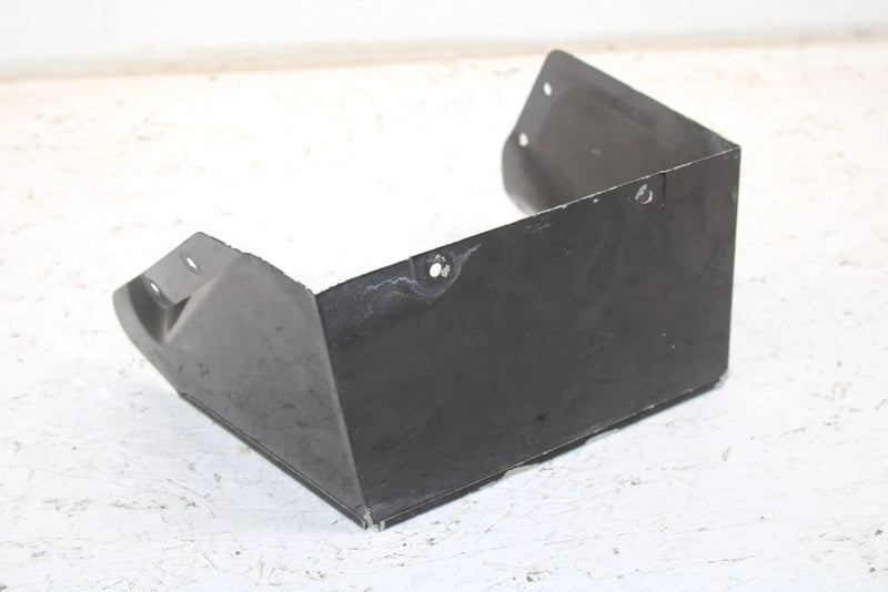 1985 Yamaha Vmax Oem Air Duct 8M6-77194-00-00 SY125