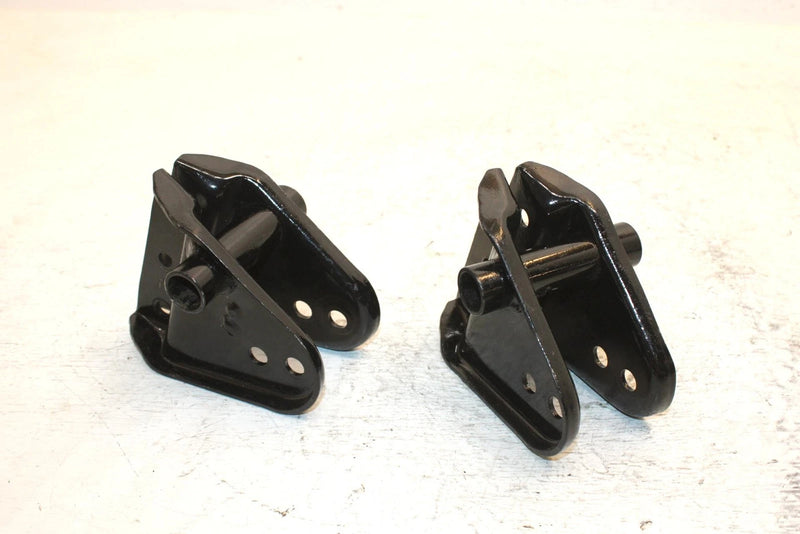 1996 Arctic Cat Zrt 600 Oem Front Torque Arm Mounting Bracket Set  1704-203 SA6